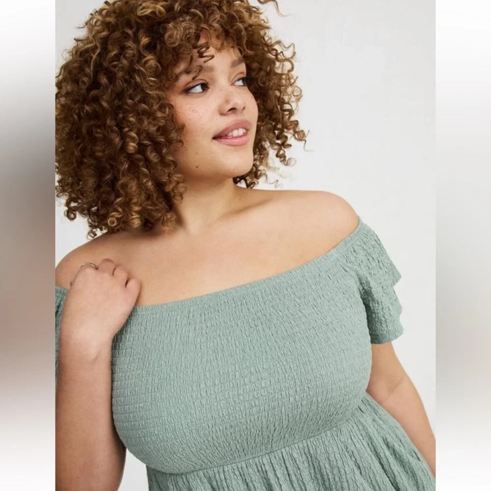 Torrid Sage Green Off-Shoulder Smocked Mini Dress - Size 1X - NWT! - Picture 2 of 10